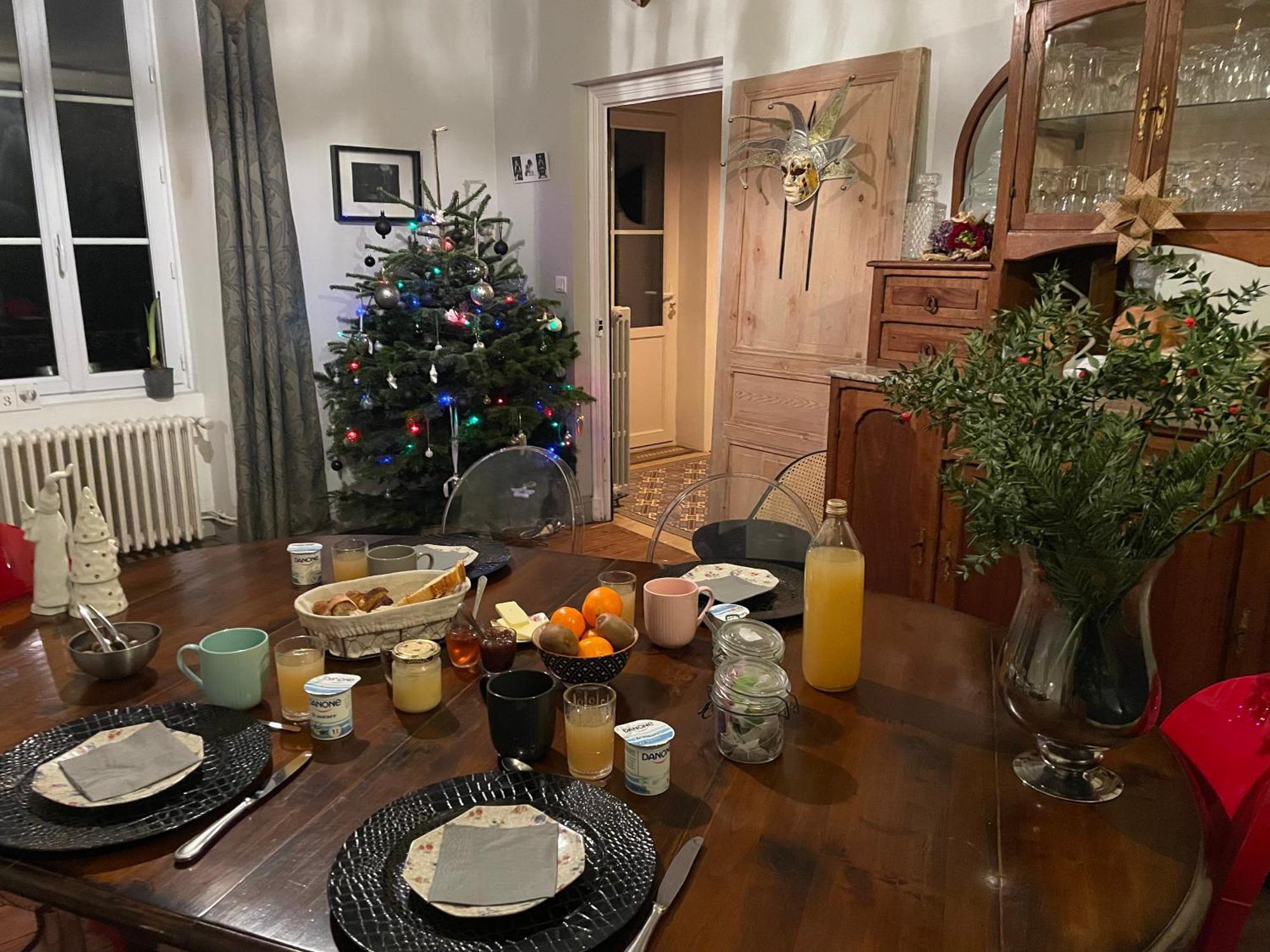 Chez Guilem Bed & Breakfast Saint-Maixent-lʼÉcole Eksteriør bilde